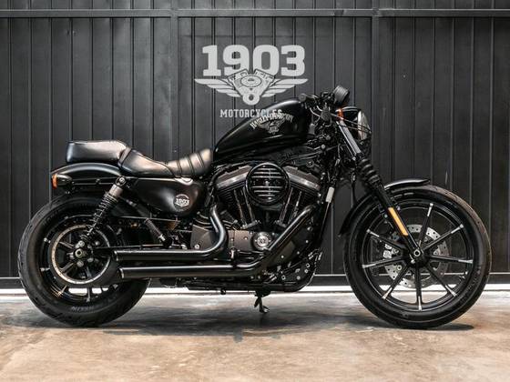 HARLEY-DAVIDSON SPORTSTER XL 883N IRON 